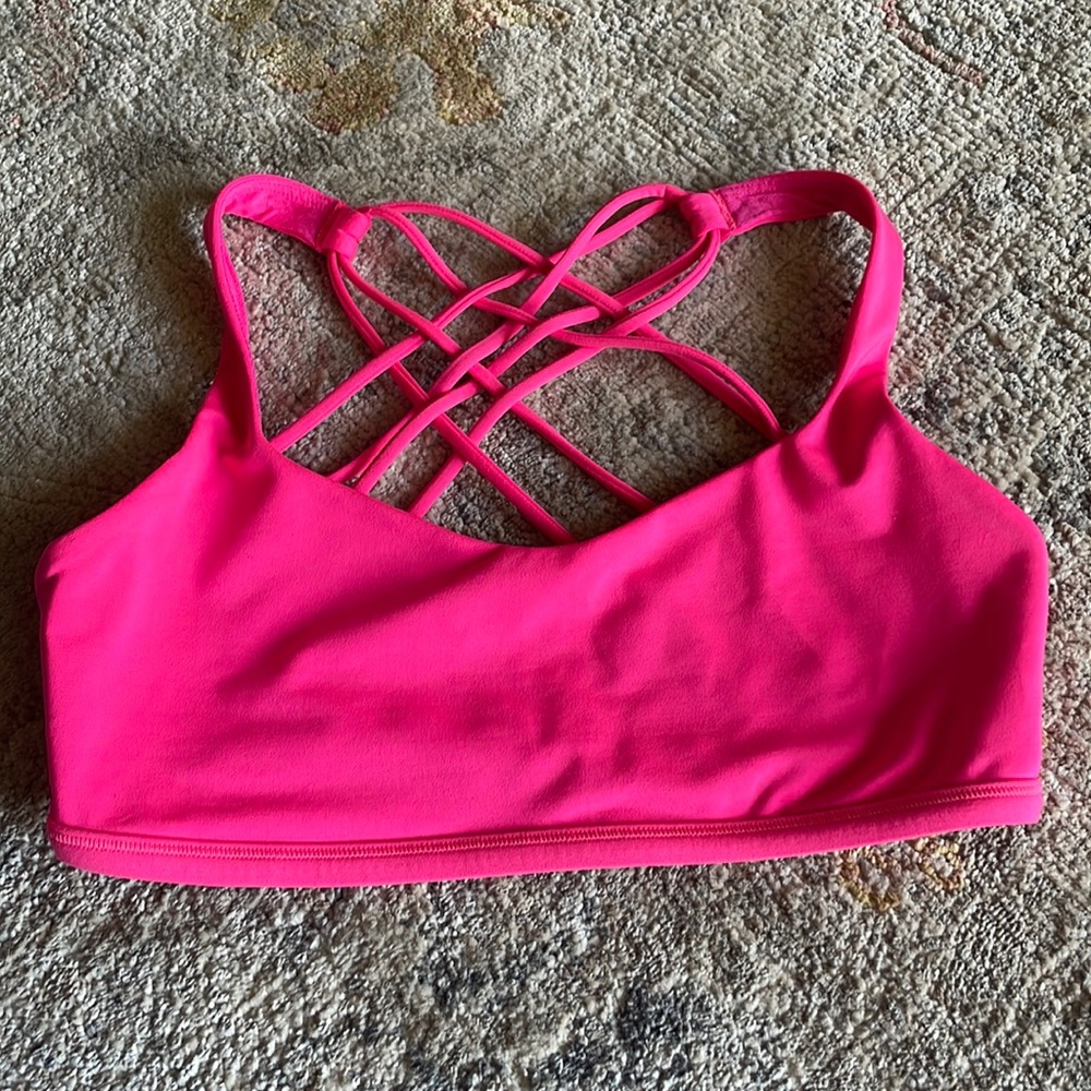 Lululemon Free to Be Bra - Pow Pink